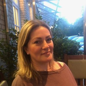 Meet your Posher, Kelly